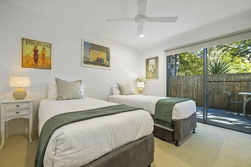 Holiday home Fuller Holidays - Drifting Sands -Byron Town With Pool Byron Bay Australia